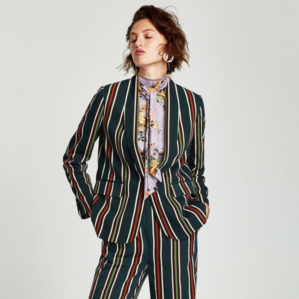 Zara Women Striped Blazer
Chic and sophisticated - Picture 9 of 11